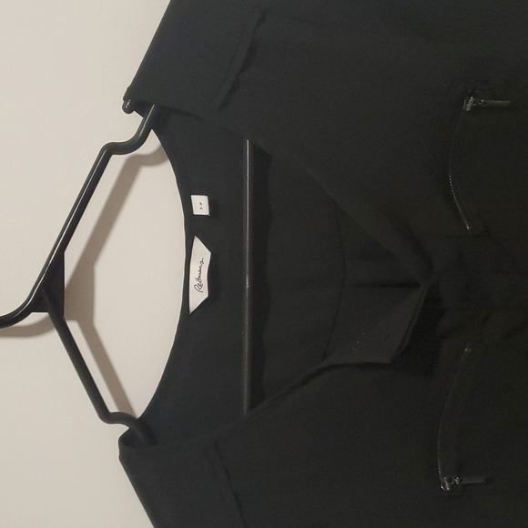 Small Black Reitmans Blouse - Picture 2 of 3